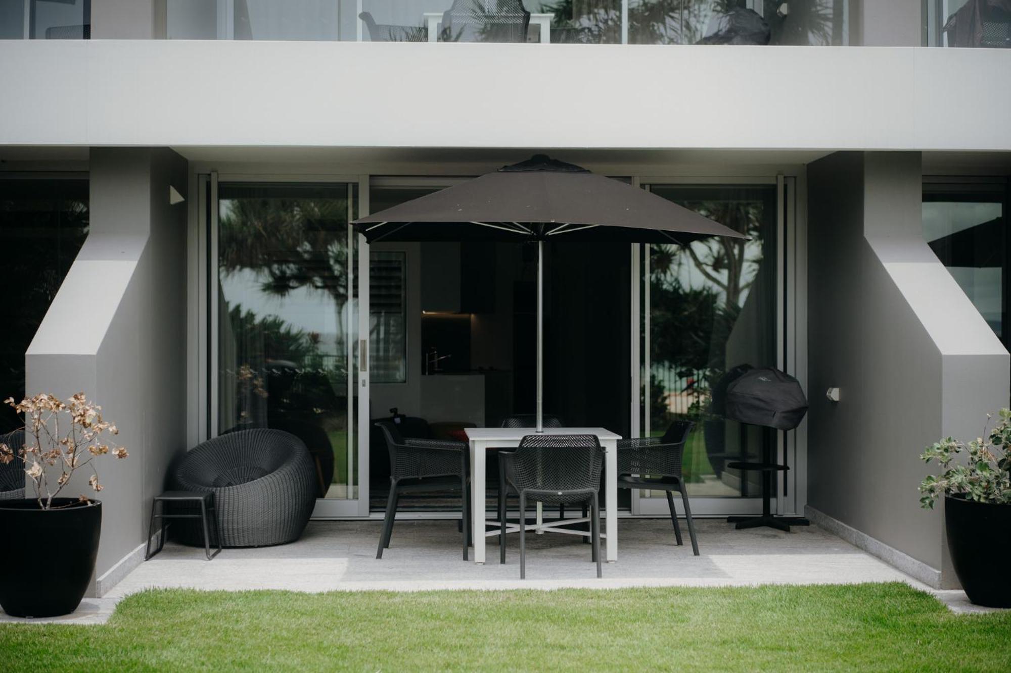 Netanya Noosa Beachfront Resort Noosa Heads Exterior foto