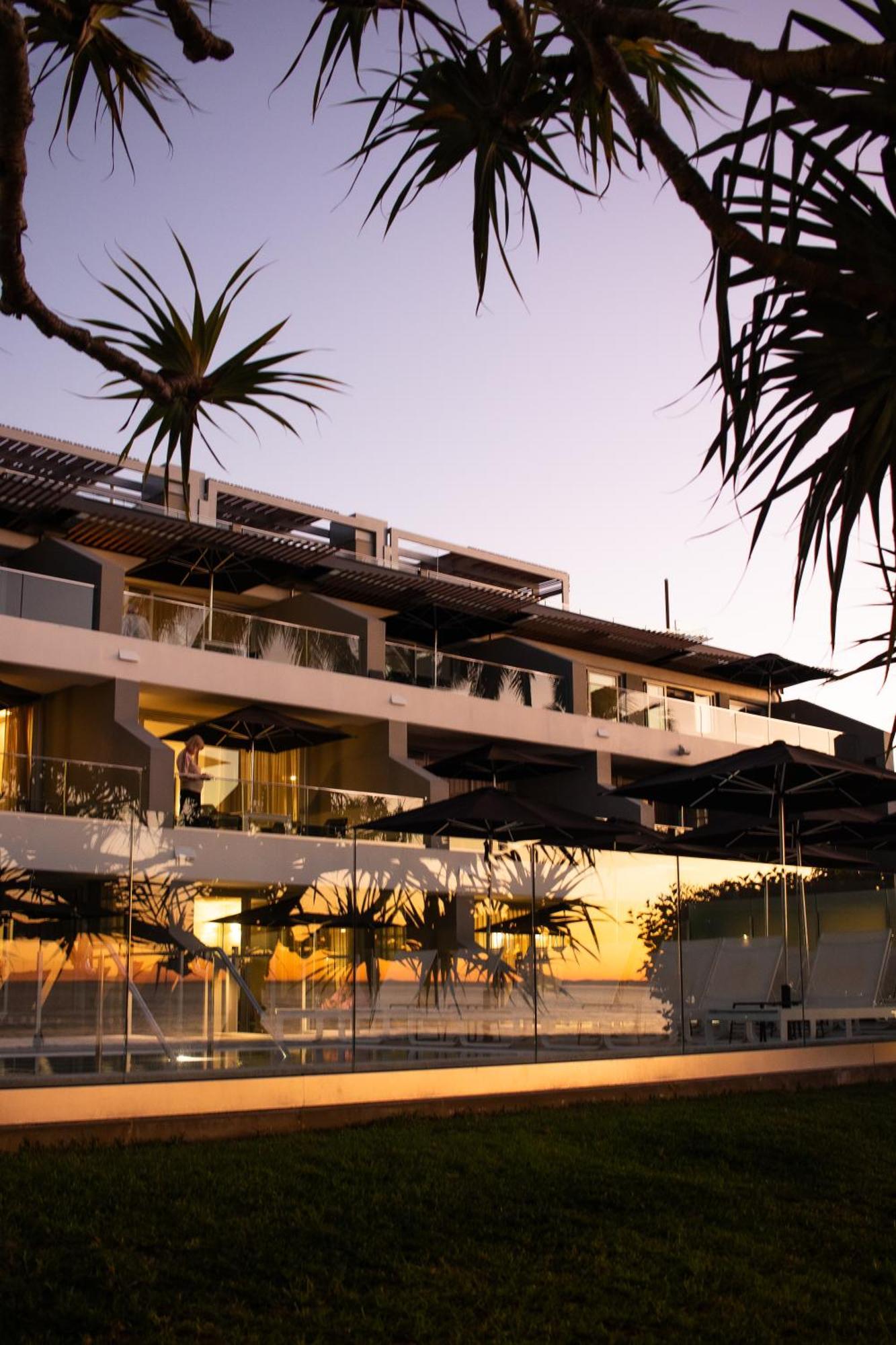 Netanya Noosa Beachfront Resort Noosa Heads Exterior foto